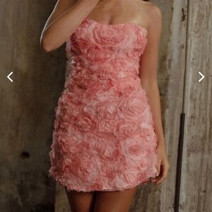 Selfie Leslie Floral Dress